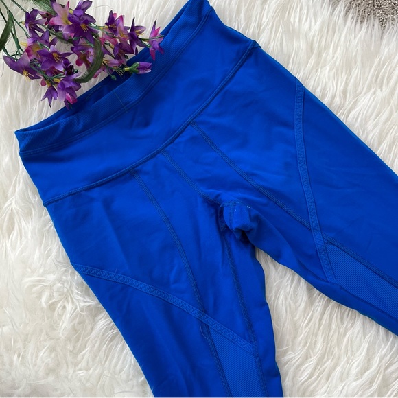 Lululemon Cropped Leggings Blue Size 4 - Picture 5 of 5